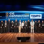 Diretoria registra sucesso do evento no palco do UCS Teatro durante o CIC Connection 2026.
